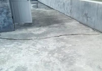 尼木楼顶漏水维修公司分享下如何解决卫生间隐蔽部位漏水的问题?